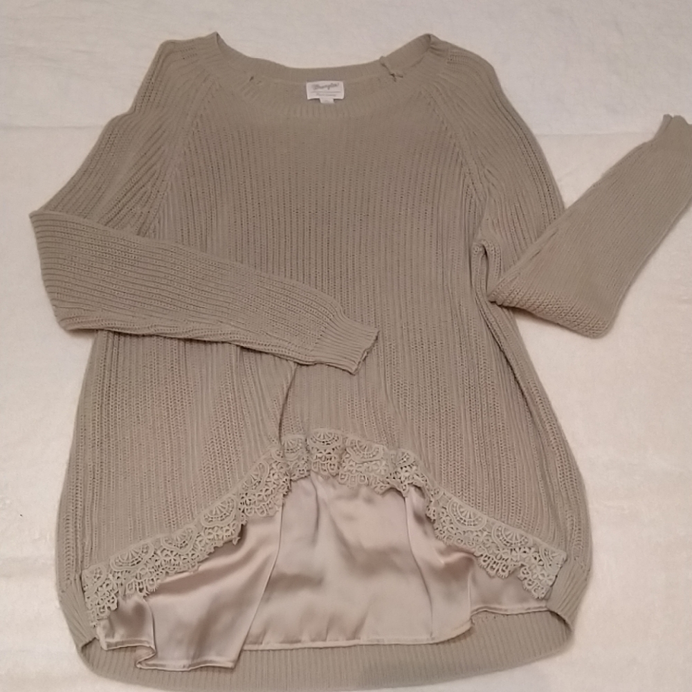 Wrangler brand knit sweater